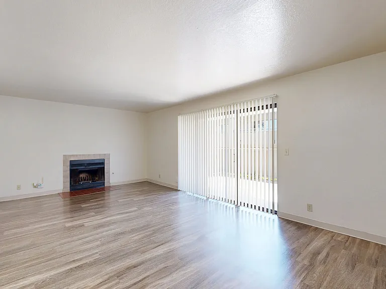 Pointe at Harden Ranch — Photo 41