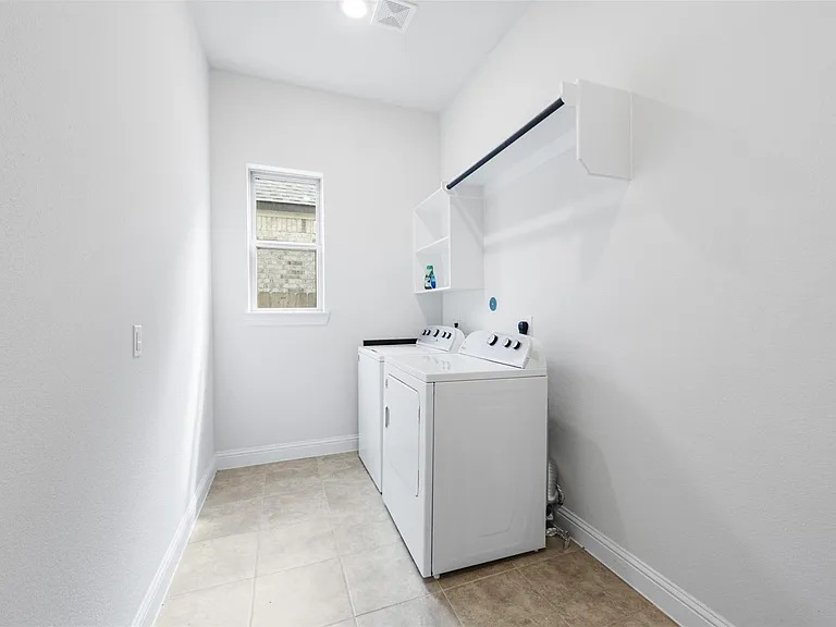 6007 Marsh Lake Ct — Photo 22