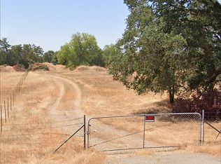 9784 Camanche Pkwy S, Wallace, CA