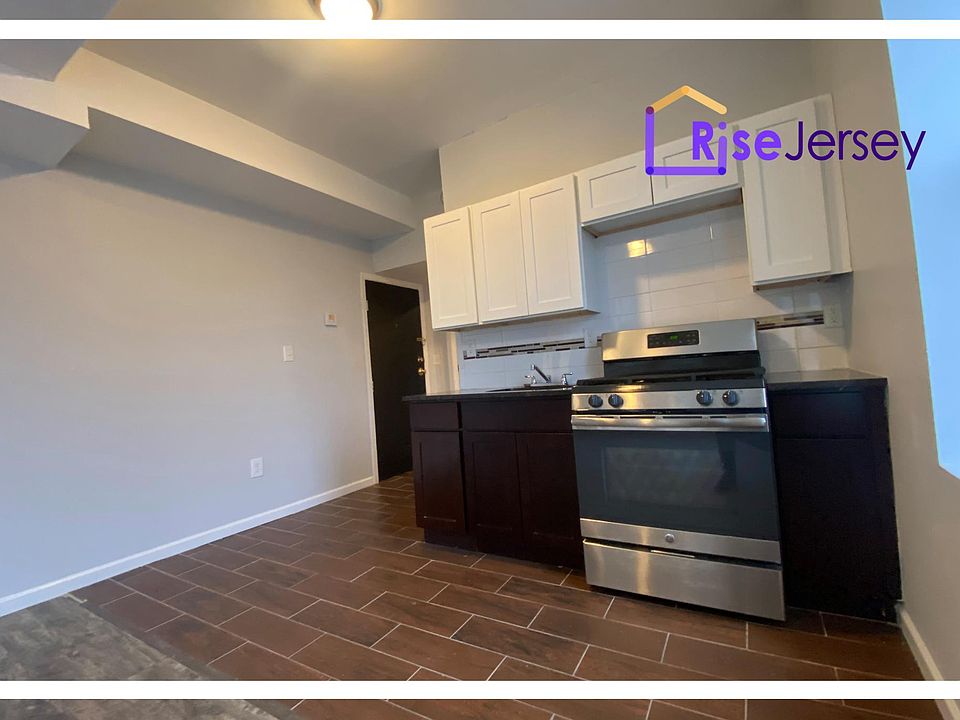 1st image of 252 Lehigh Ave #26A