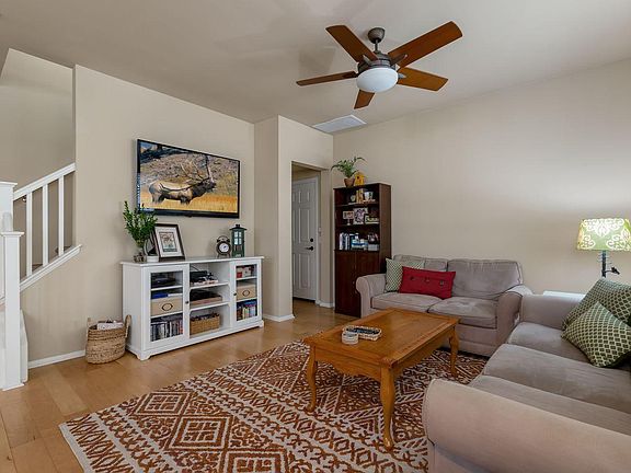 3rd image of 10683 Delphinium Dr