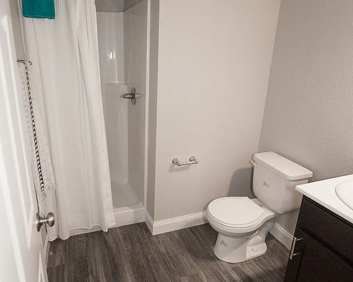 2103 4th St SW — Photo 4