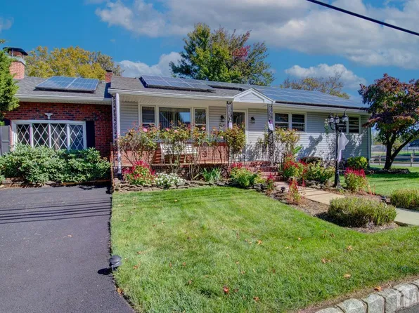 1 Jackson Ave, Parlin, NJ 08859