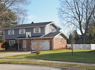 1902 Peachtree Ln, South Bend, IN 46617