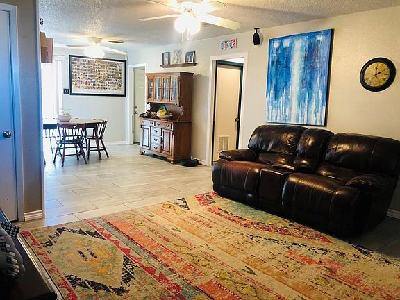 5th image of 2701 Spur Ave