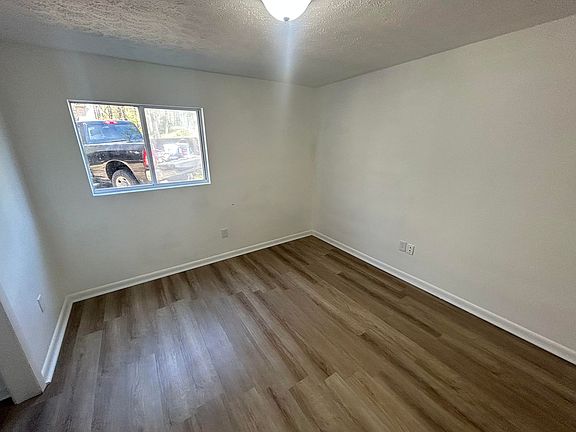 5th image of 29 Chaparral Dr APT B
