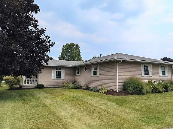 2nd image of 230 Coulter St