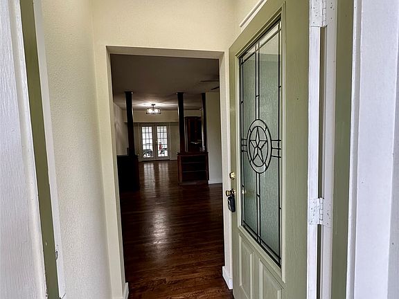 4th image of 3642 Ada Ave