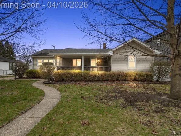 1920 E Saratoga St, Ferndale, MI 48220