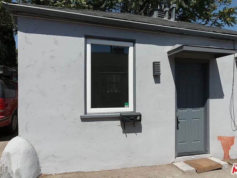 11472 Ventura Blvd #4 — Photo 9