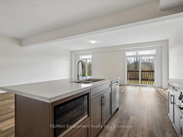 76 Valley Trail Pl — Photo 14