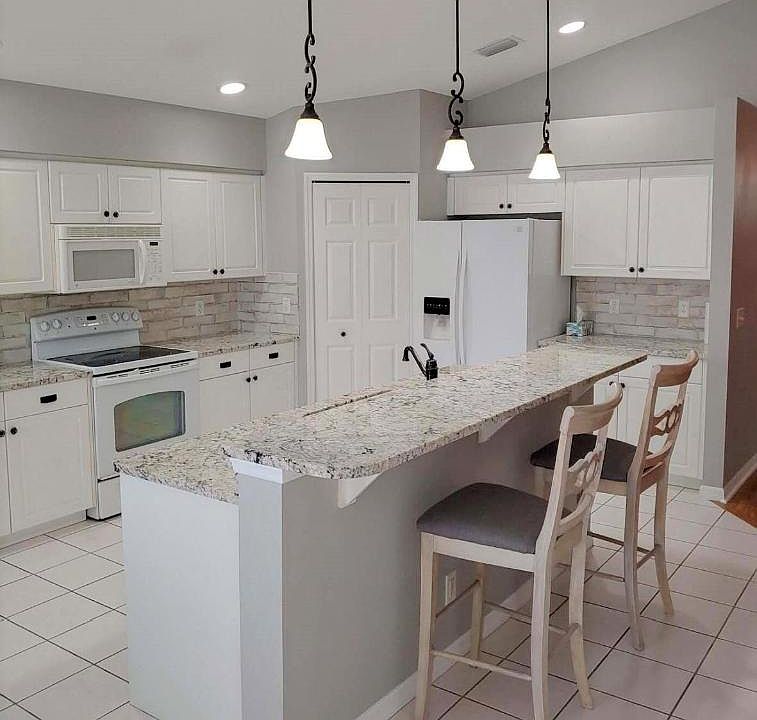 1st image of 650 Morning Cove Cir SE