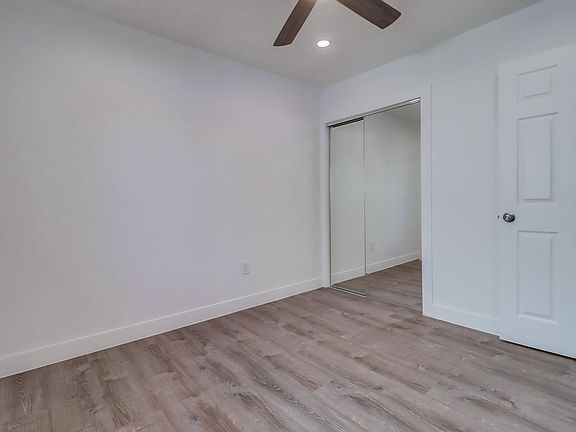 4th image of 3010 Shelby Dr #3010