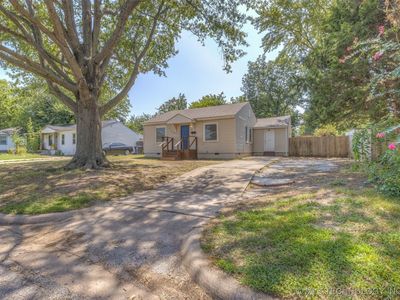 5708 E 2nd St, Tulsa, OK, 74112