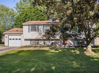 107 Snowberry Cres, Rochester, NY 14606