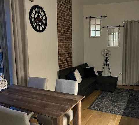 4th image of 609 Broadway #6