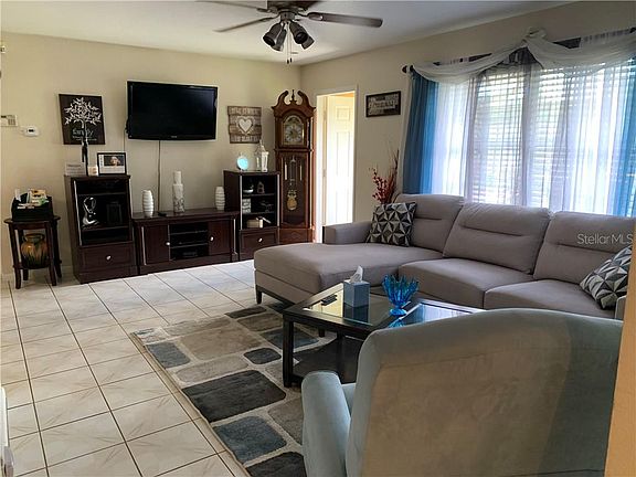 4th image of 21504 Eldred Ave