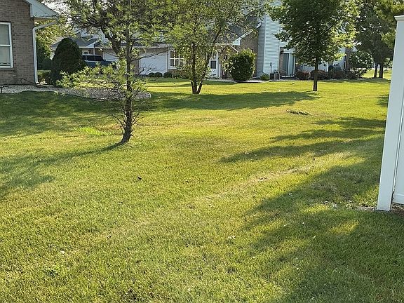 5th image of 5613 W Sutton Pl