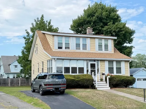 31 King St, Holyoke, MA 01040