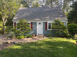 45 Vermeer Ct, Osterville, MA 02655