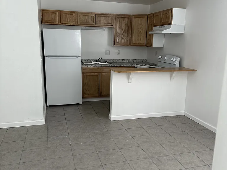 182 E Market St #316 — Photo 6