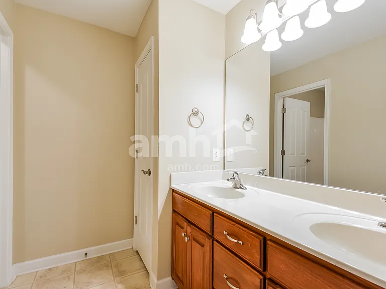 1108 Tiger Woods Way — Photo 10