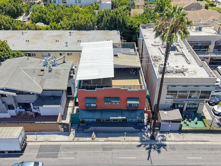 5754 Melrose Ave — Photo 14