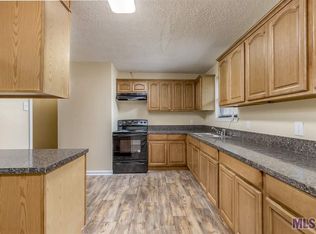 21030 McHost Rd, Zachary, LA 70791