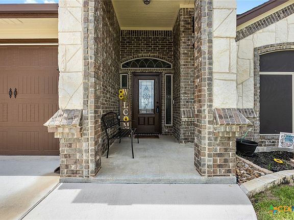4th image of 6004 Grand Terrace Dr
