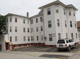 22 Hollywood St #4-1, Worcester, MA 01610