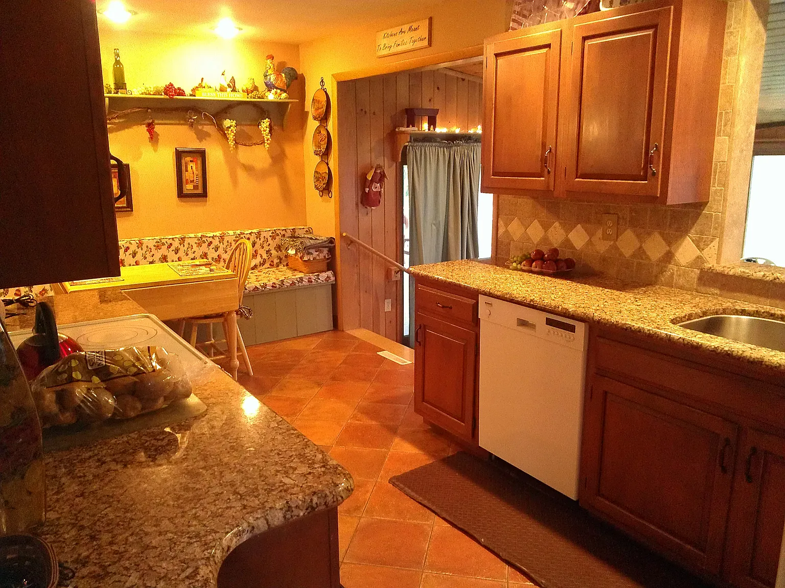 34 Roselawn Ave photo 1