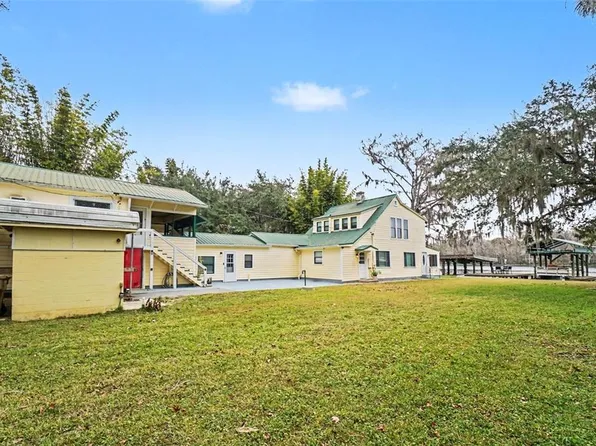 55316 Claire St, Astor, FL 32102