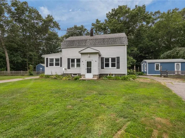 10 Ellis Rd, North Kingstown, RI 02852