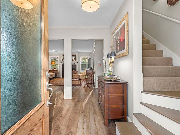 5th image of 15610 Ten Oaks Drive