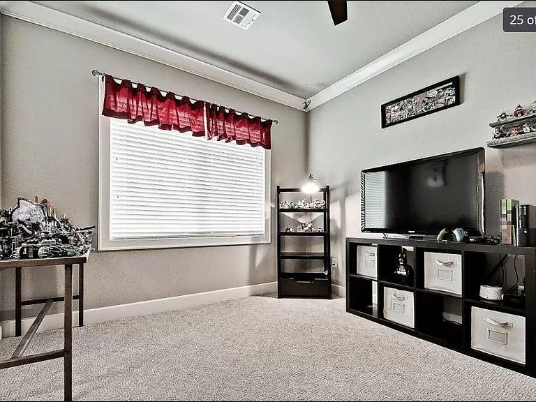 421 Trailwood Cir — Photo 27