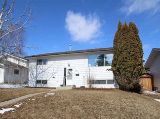 24 S Oliver St, Red Deer, AB T4P1V5