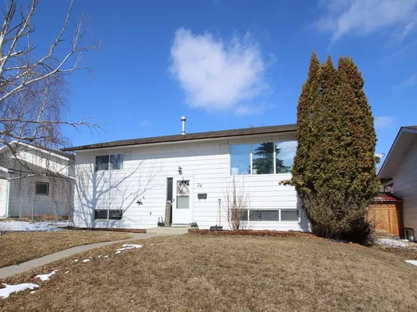 24 S Oliver St, Red Deer, AB T4P 1V5