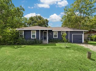 421 Dwire Dr, La Porte, TX 77571