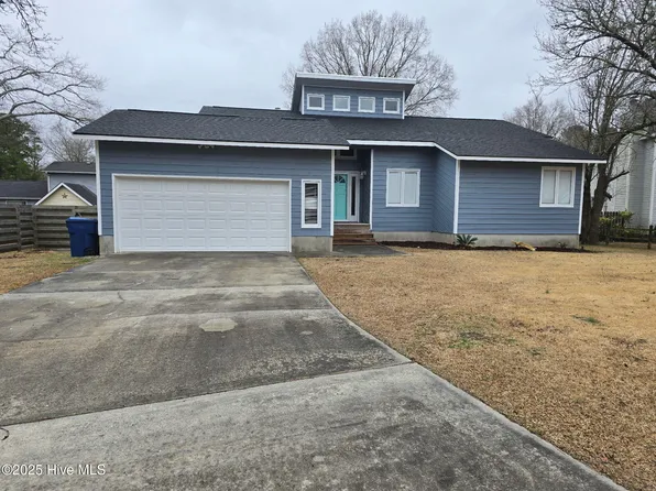 306 Coachman Lane, Havelock, NC 28532