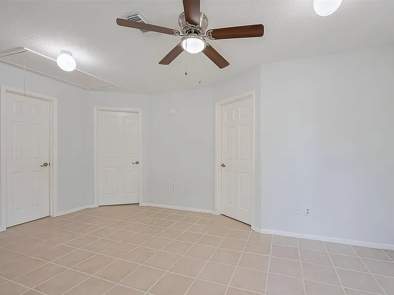 1103 Cheyenne Meadows Dr — Photo 28