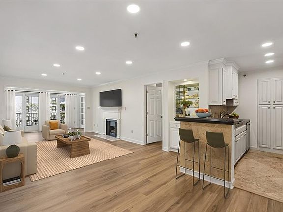 4th image of 3201 Lenox Rd NE APT 26