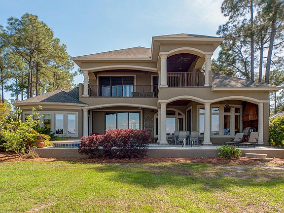 5th image of 241 Crest Dr
