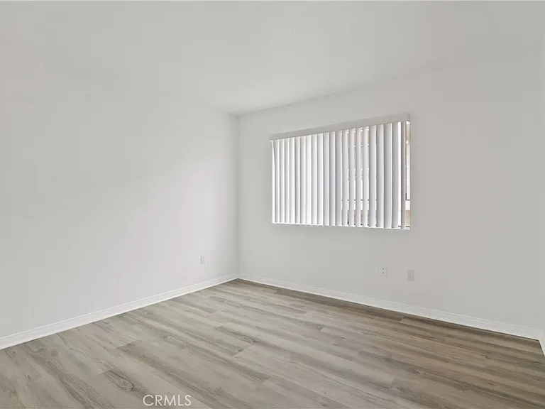 1052 Belmont Ave #B — Photo 12