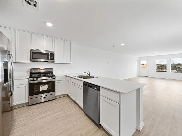 241 Tahoe Ave — Photo 24