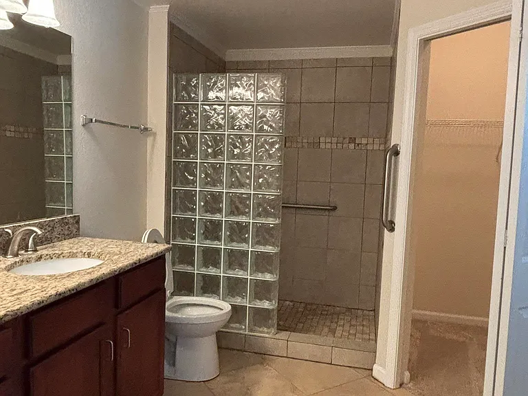 2801 Chancellorsville Dr #312 — Photo 14