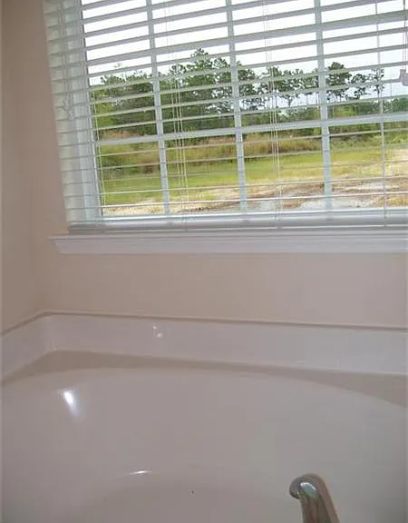 30 Twin Oaks Pl — Photo 10