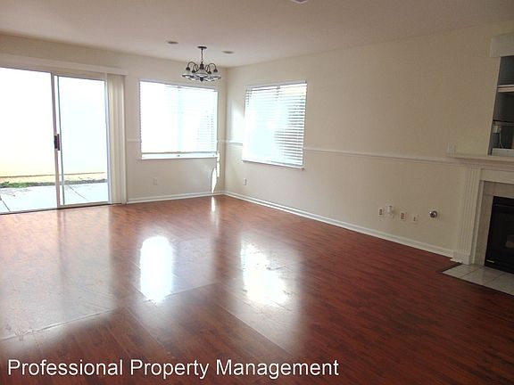 5th image of 3123 Stone Cliff Ct