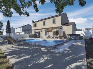 3778 Carlotta St, Grove City, OH 43123