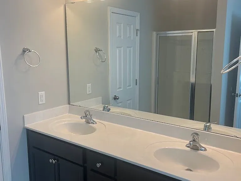8156 Ronda Dr — Photo 17