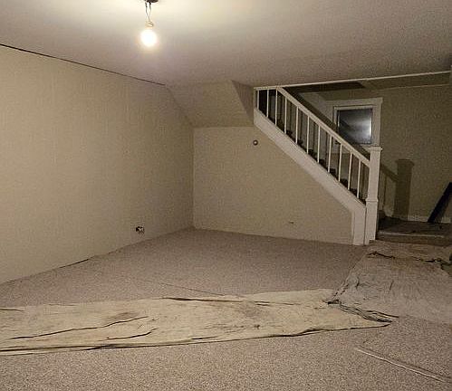 5th image of 814 S Main St